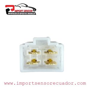 CONECTOR 4 PINES MACHO UNIVERSAL Código:SOQ028